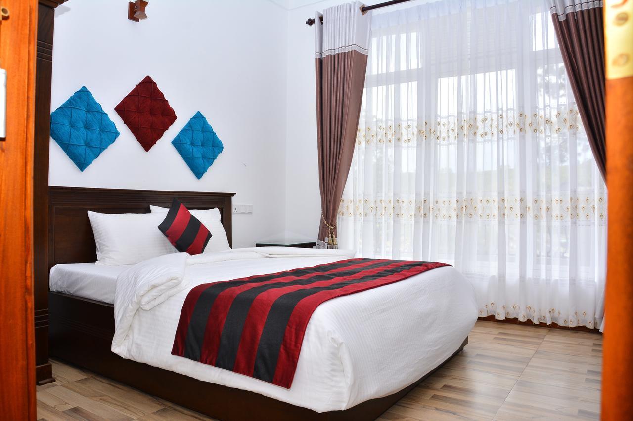 Hotel Prince Palace Hatton Dış mekan fotoğraf