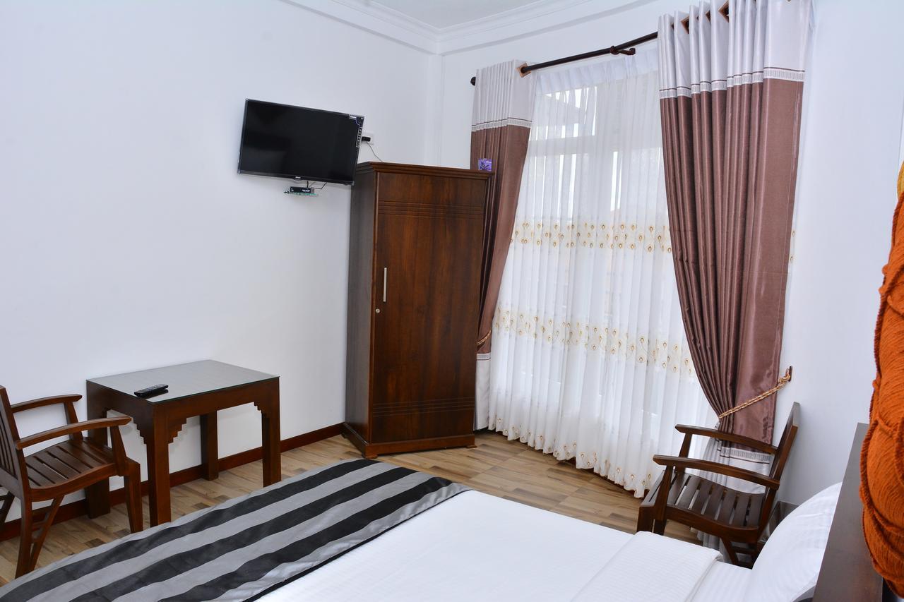 Hotel Prince Palace Hatton Dış mekan fotoğraf