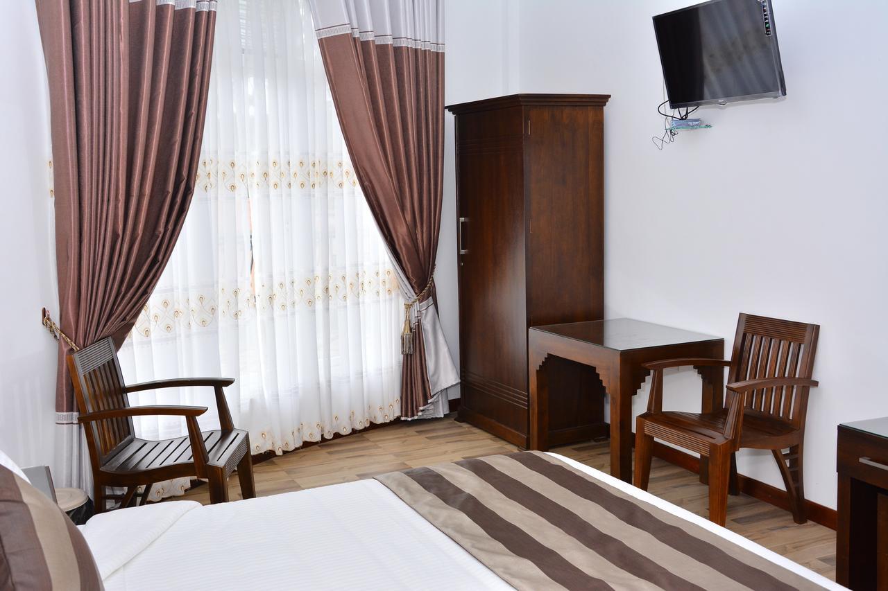 Hotel Prince Palace Hatton Dış mekan fotoğraf